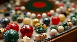 Where to Buy Vintage Marbles: Auctions, Dealers, and Online Marketplaces